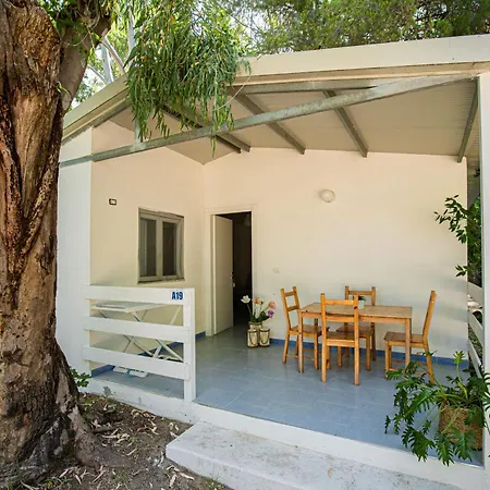 Campsite Villaggio Nettuno Di 4*